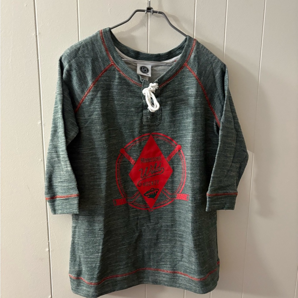 NHL Women’s large Minnesota Wild Hockey Sweatshirt green sporty casual